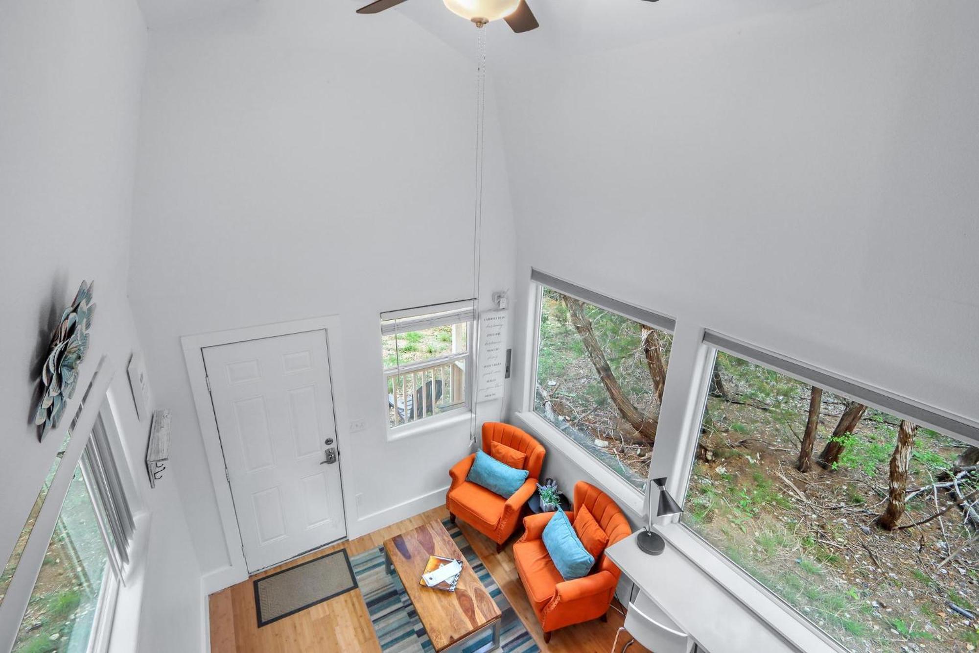 The Driftwoods - Orange Tiny House Villa Dış mekan fotoğraf